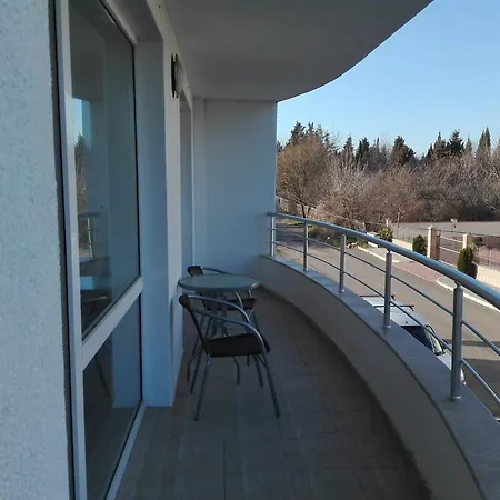 Holiday Shalimar Bay Apartment